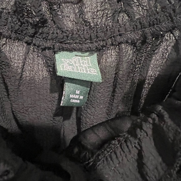 Wild Fable Black Cropped Ruffled Tie Front Camisole Size Medium - Picture 4 of 14